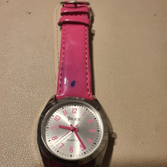 TRUCE Accessories - 🦋10/$20🦋 Truce Silver/Pink Leather Women's Watch